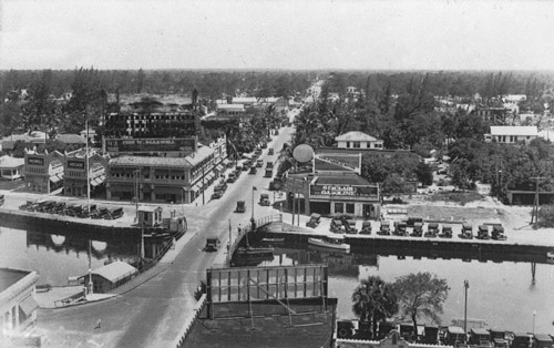 Looking south, Andrews Avenue Bridge, c. 1925.