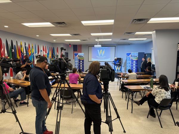 Media Day at HWO_presentation_web.jpg