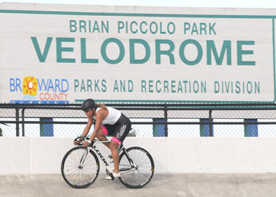 VelodromeSign3.jpg